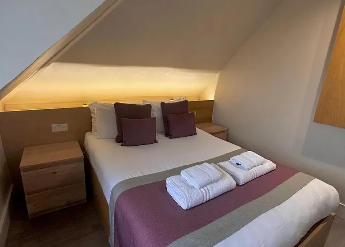 Holtwhites Hotel Enfield