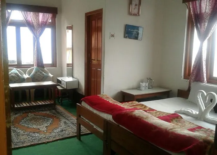 Hotel View Point Pelling
