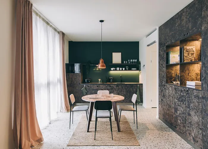 Yust Antwerp Hotel