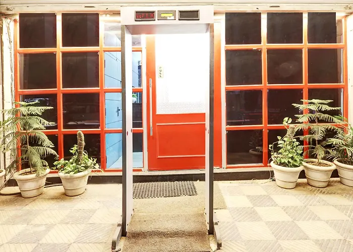 Hotel The Rasa Near Welcome Metro Station New Delhi