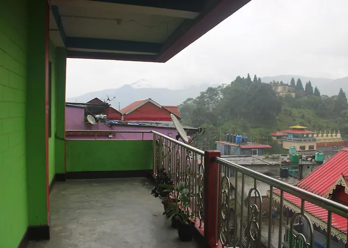 Hotel Labonya Lava