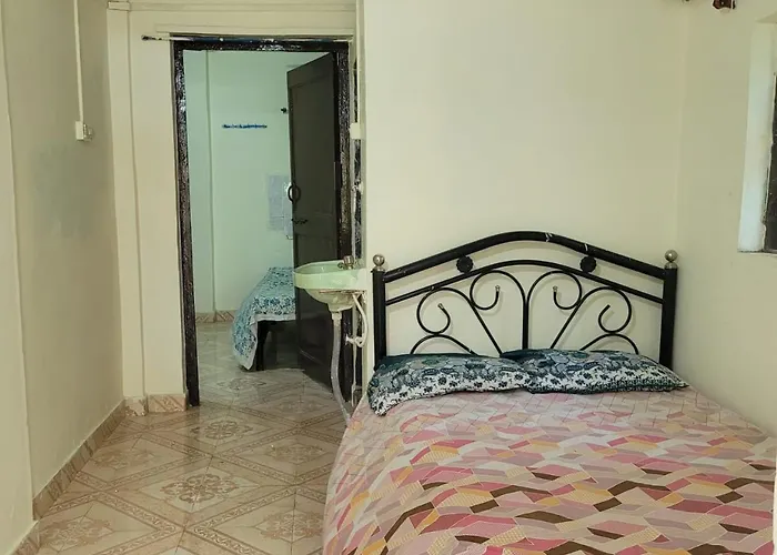 Dwarka Guest House & Hostel Nagaon 