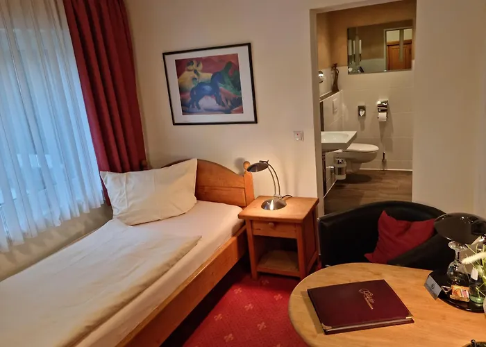 Hotel Landhaus Berghof Wenden 