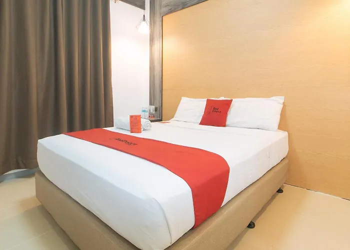 Reddoorz Plus At Edsa Congressional Quezon City
