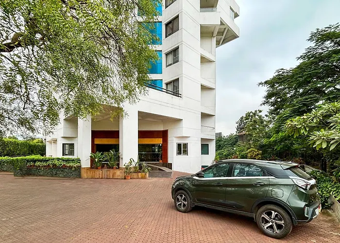 Hotel Maharaja Regency Satara