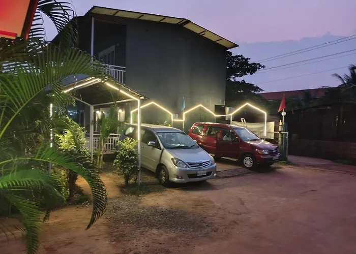 Sea Shell Beach Cottages & Suites Arambol