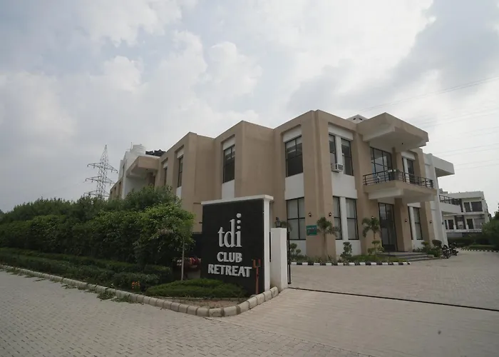Tdi Club Retreat Sector-110 Hotel Mohali