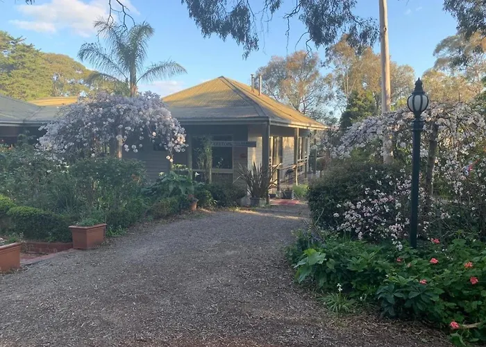 Treetops Bed & Breakfast Blackburn