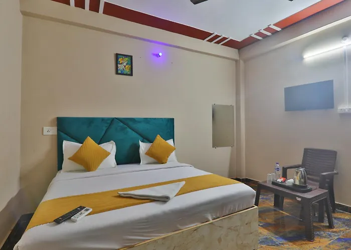 Hotel Crystal Rama Yan Ayodhya