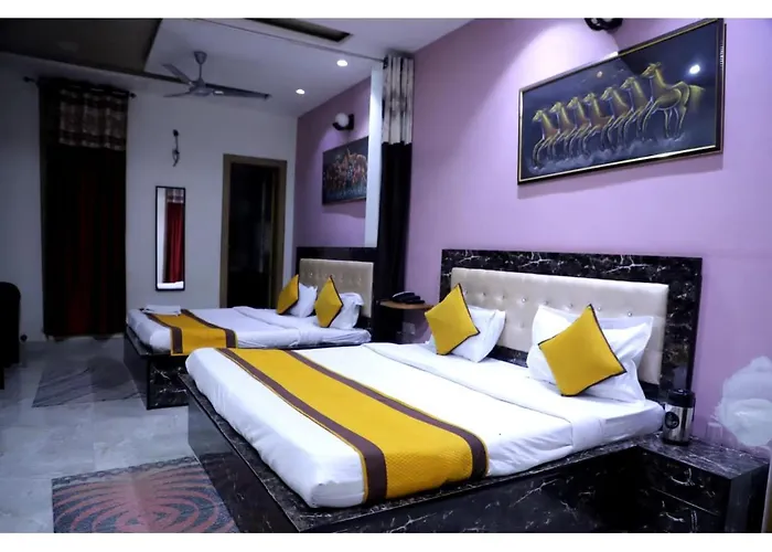 Hotel Radhe Radhe Mathura