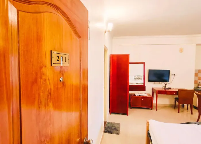 Kings Suites Palace Grounds Bangalore