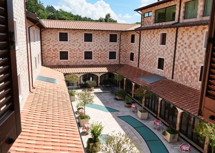 Domus Laetitiae Assisi Hotel