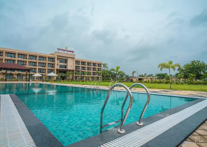 Hotel Omaya Garden Raipur 