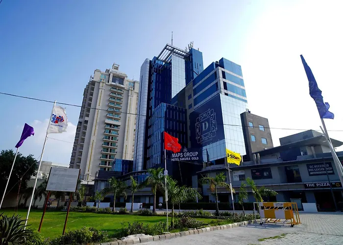 Hotel Sakura Gold Gurgaon