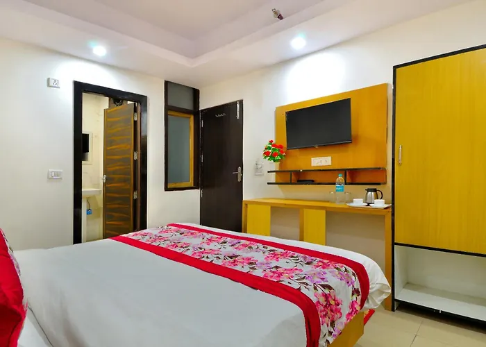 Hotel Hari International By Byob Hotels At Sec 11 Noida