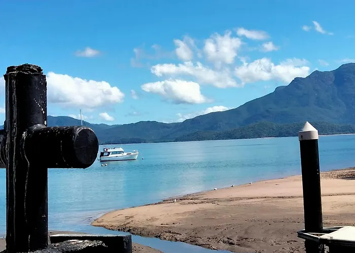 Lucinda Cove Resort