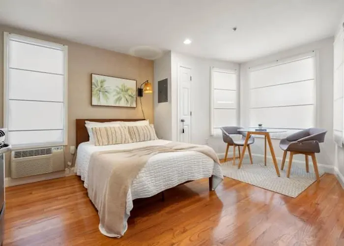 Ember Suite At The Hygge House Newburyport