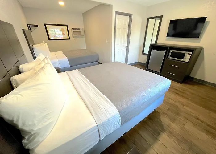 Sequoia Motel Fresno
