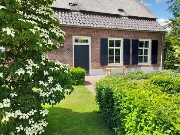 Onder De Wolfskap bed en ontbijt Bed and Breakfast Haaren 