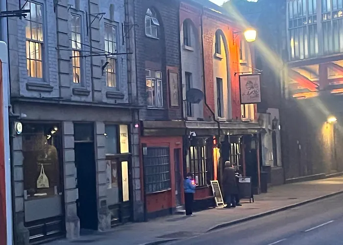 Tumbledown Hotel Shrewsbury