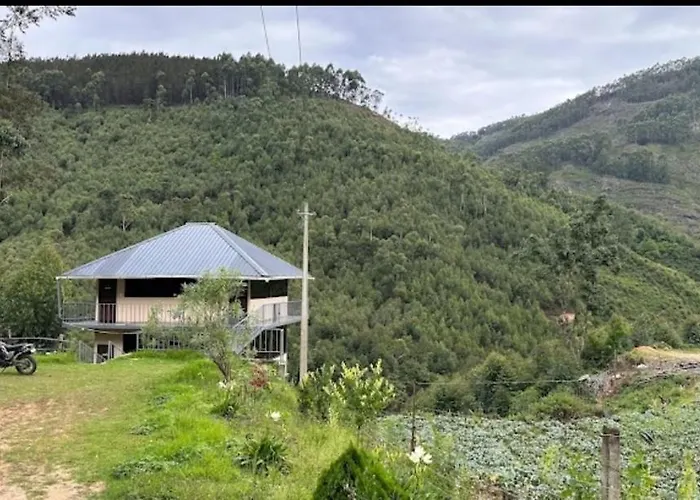 Shola County Bed & Breakfast Vattavada