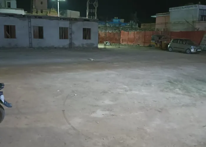 Maharshi Parashuram Atithi Bhawan Vrindavan