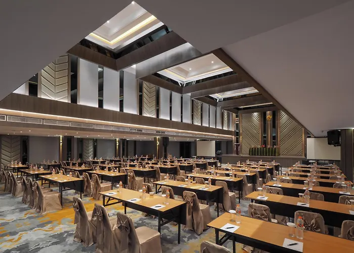 Le Polonia Hotel & Convention Medan