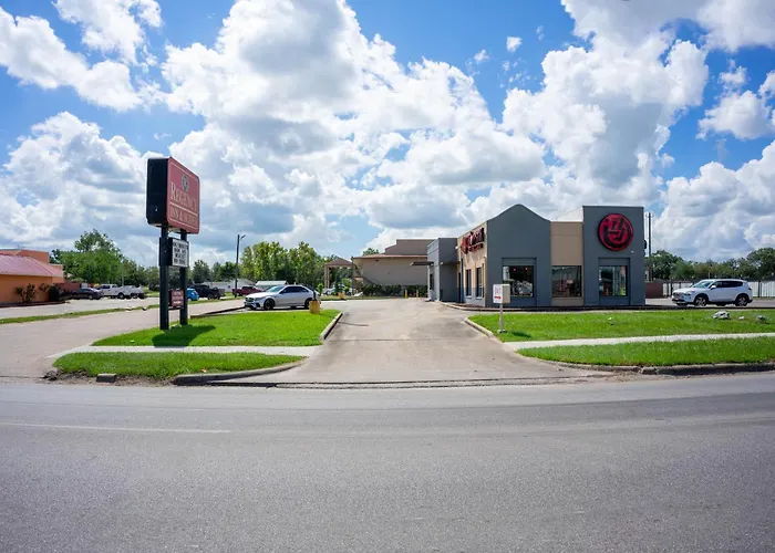 Regency Inn And Suites Bay City, Texas