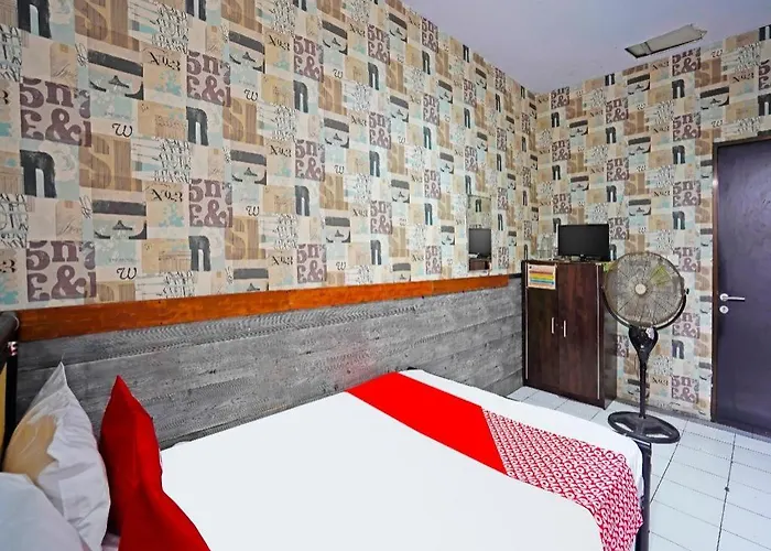 Oyo 91415 De Wijaya Hotel Surabaya