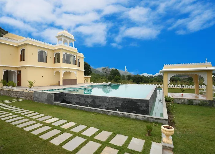 Maangarh Resorts Udaipur