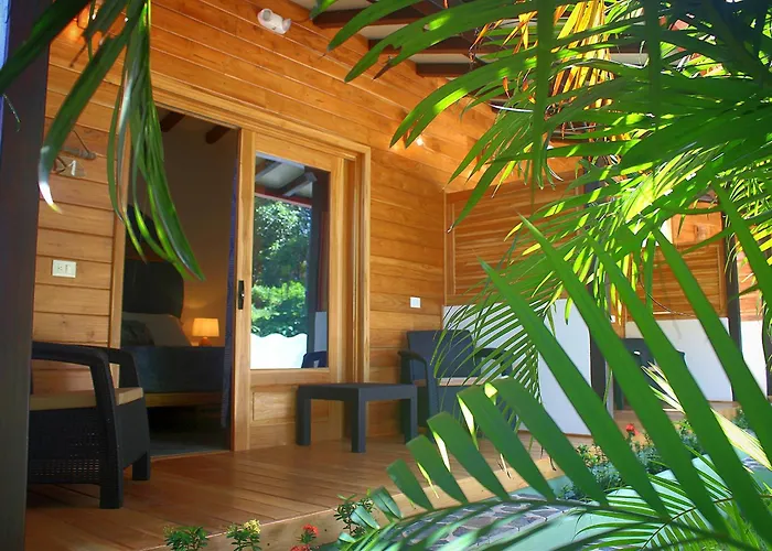 Tiki Lodge Hotel De Charme Santa Catalina