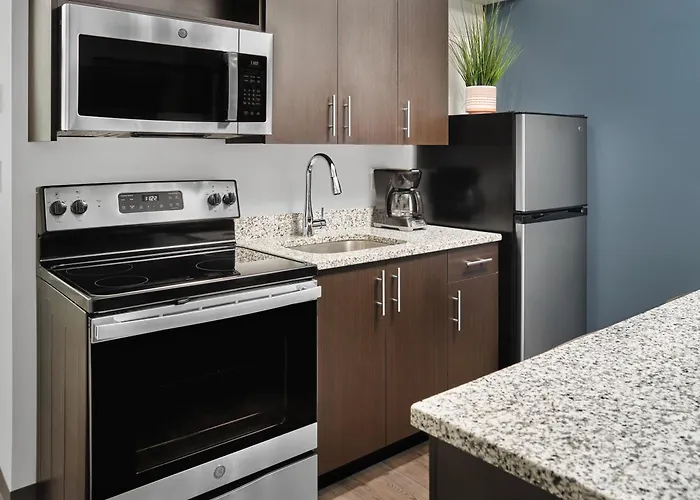 Stayapt Suites Suffolk-Chesapeake
