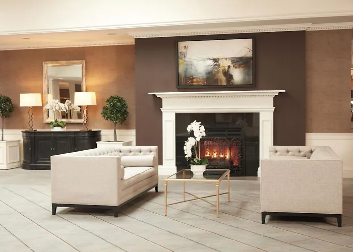 Ethan Allen Hotel Danbury