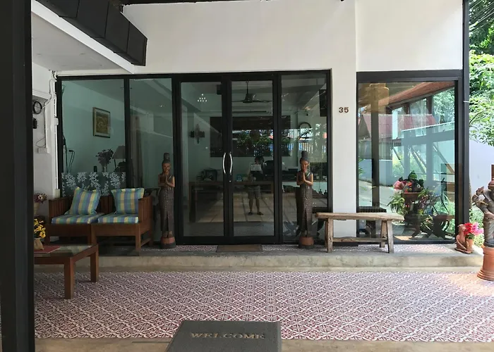Rcn Court & Inn Chiang Mai
