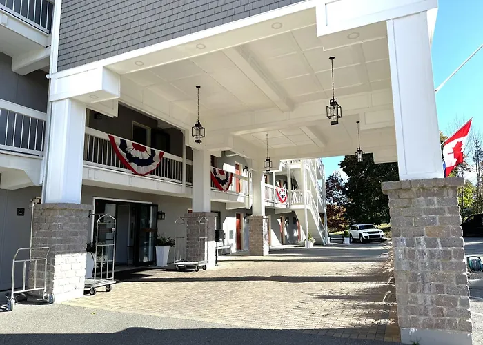 Atlantic Eyrie Lodge Bar Harbor