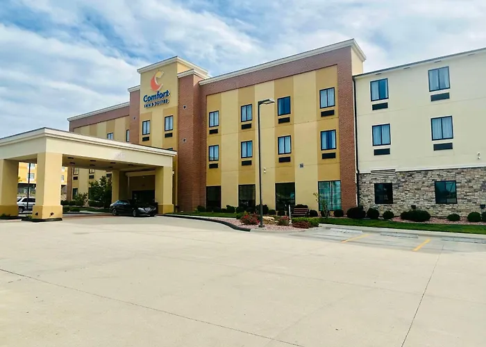 Comfort Inn & Suites Shawnee - Kansas City