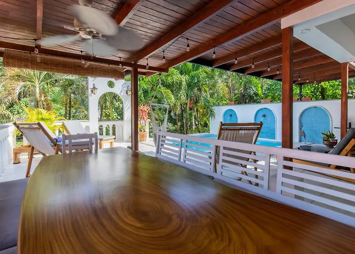Casa Vitality Bed And Breakfast - Playa Guiones, Nosara - 4 Minute Walk To The Beach