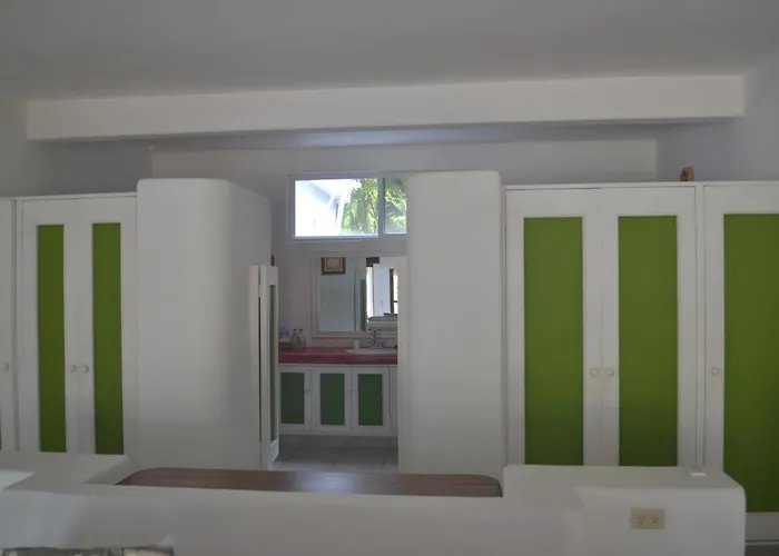 Bed and Breakfast Casa Faro Troncones