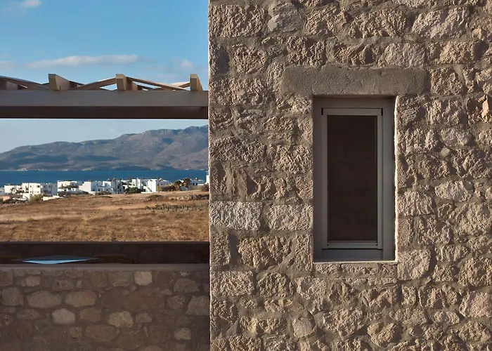 Kedros Milos Suites Adamantas