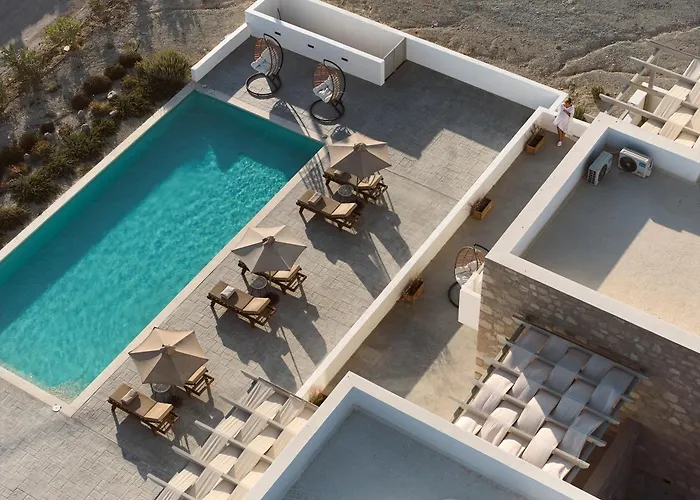 Kedros Milos Suites Adamantas
