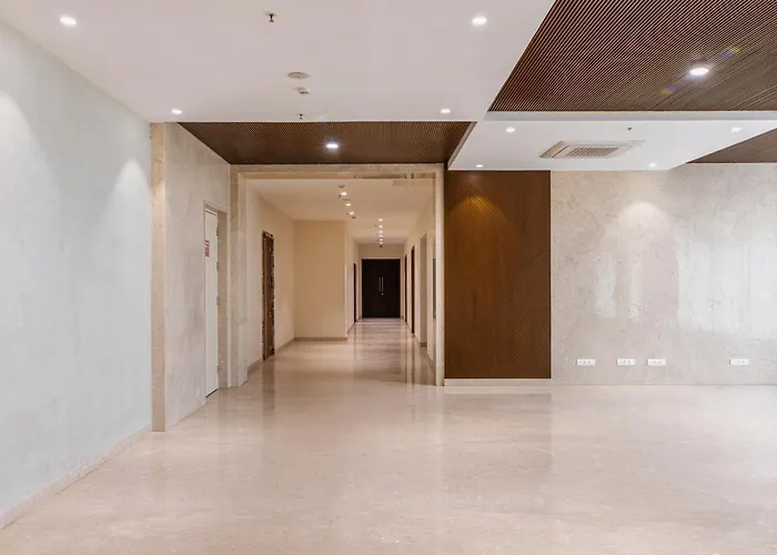 Royal Embassy Hotel Erode
