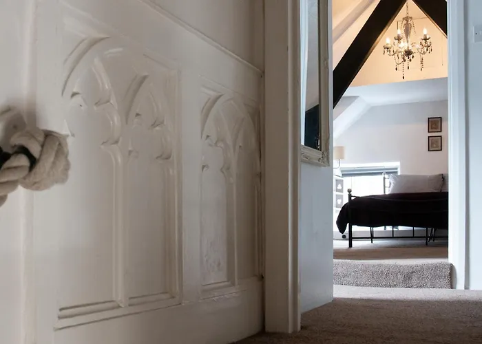 Longbridge House Bed & Breakfast Shepton Mallet