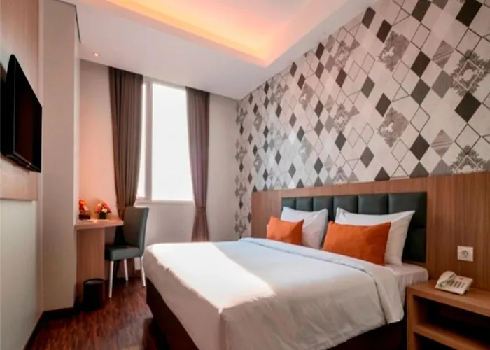Hotel 88 Itc Fatmawati Jakarta By Wh