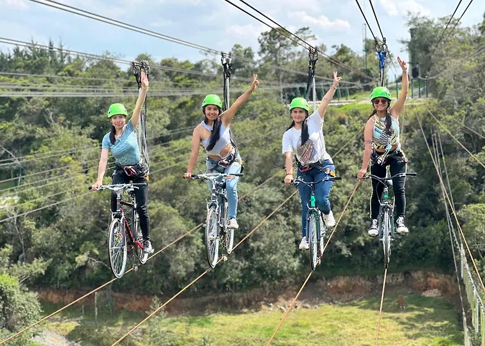 Glamping y Chalet Aventura Park Villa De Leyva La Periquera