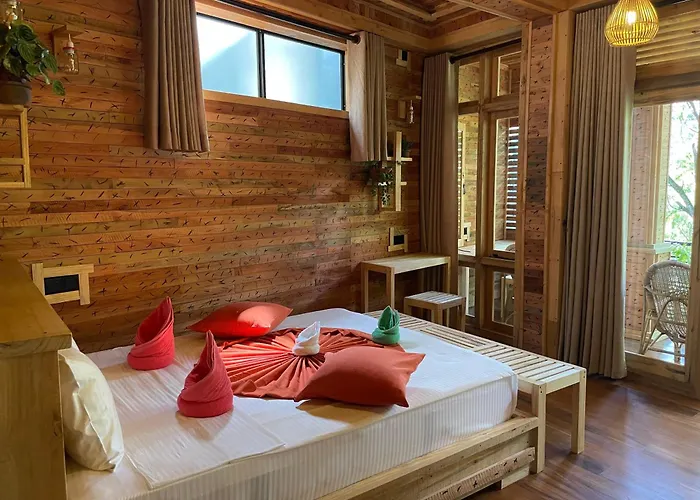 Winwood Ella Hotel