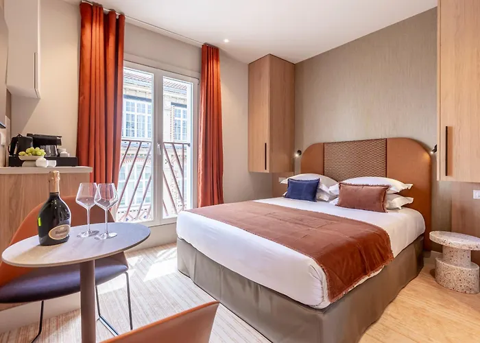 Suites Fl By Sweett Paris
