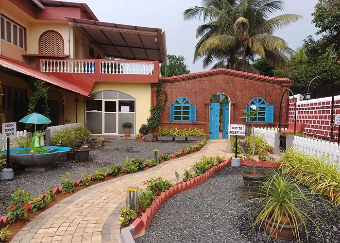 Jnb Orchards Luxury Cottages Colva