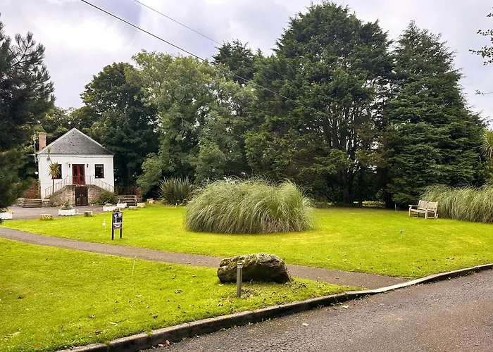 Seabreeze Lodge, Located Between Penzance & St Ives - A Sanctuary To Relax & Unwind With Activities On The Doorstep For All The Family