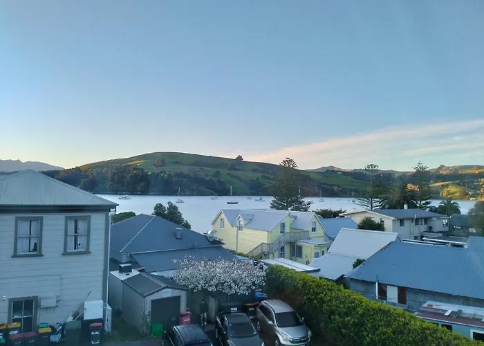 Akaroa Village Inn