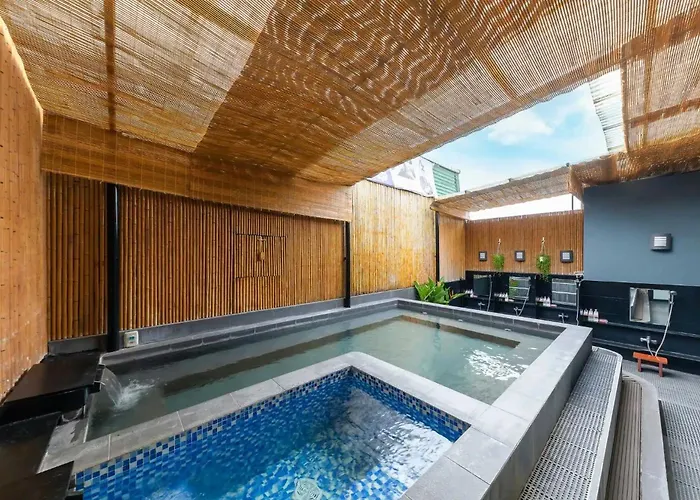 Hotel Azumaya Linh Lang Hà Nội